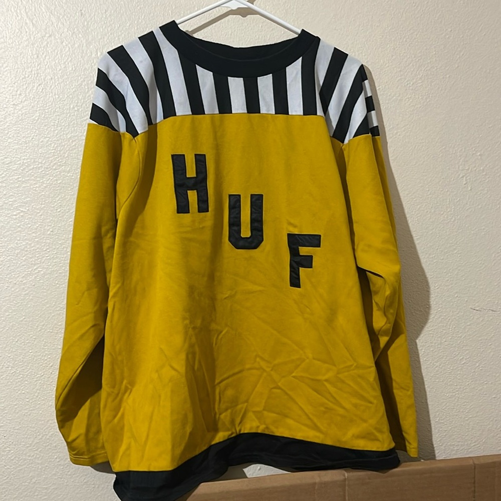 Huf mustard pull over sweater